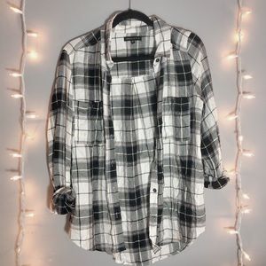 kendall and kylie black and white flannel